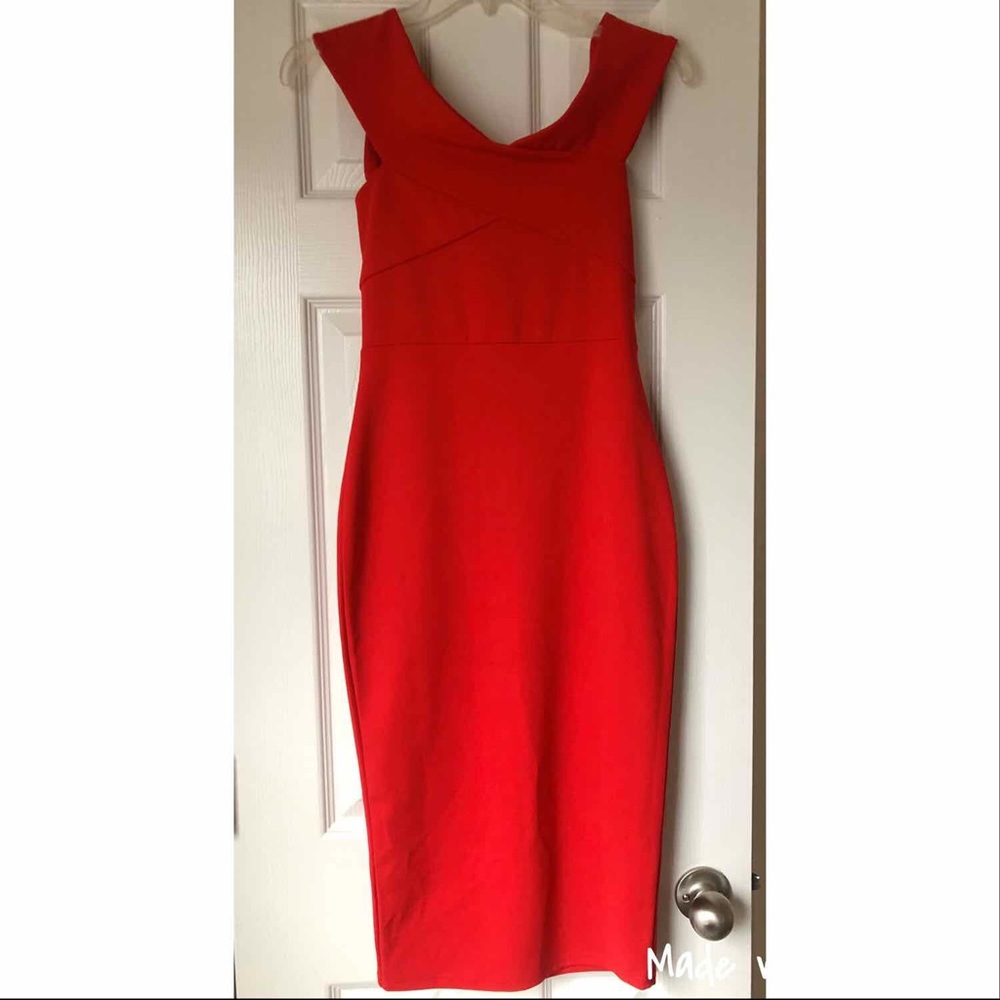 Red fitted dress